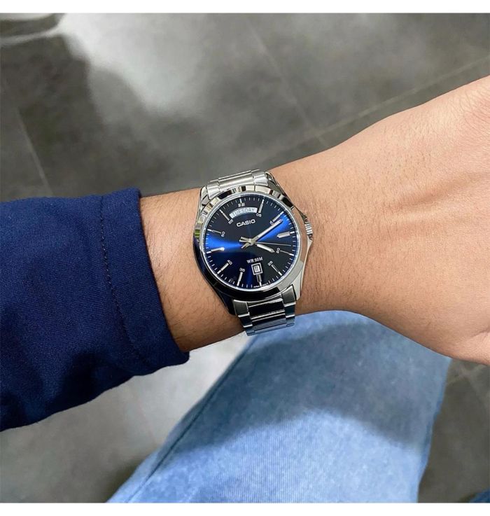 Casio MTP-1370D-2A2